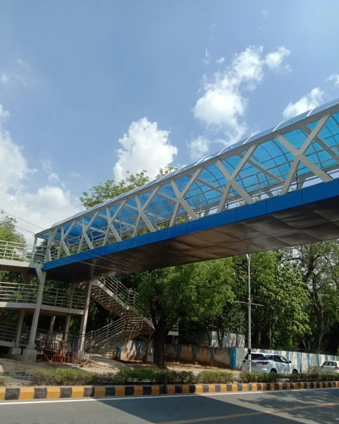 STEEL TRUSS BRIDGE AT DELHI