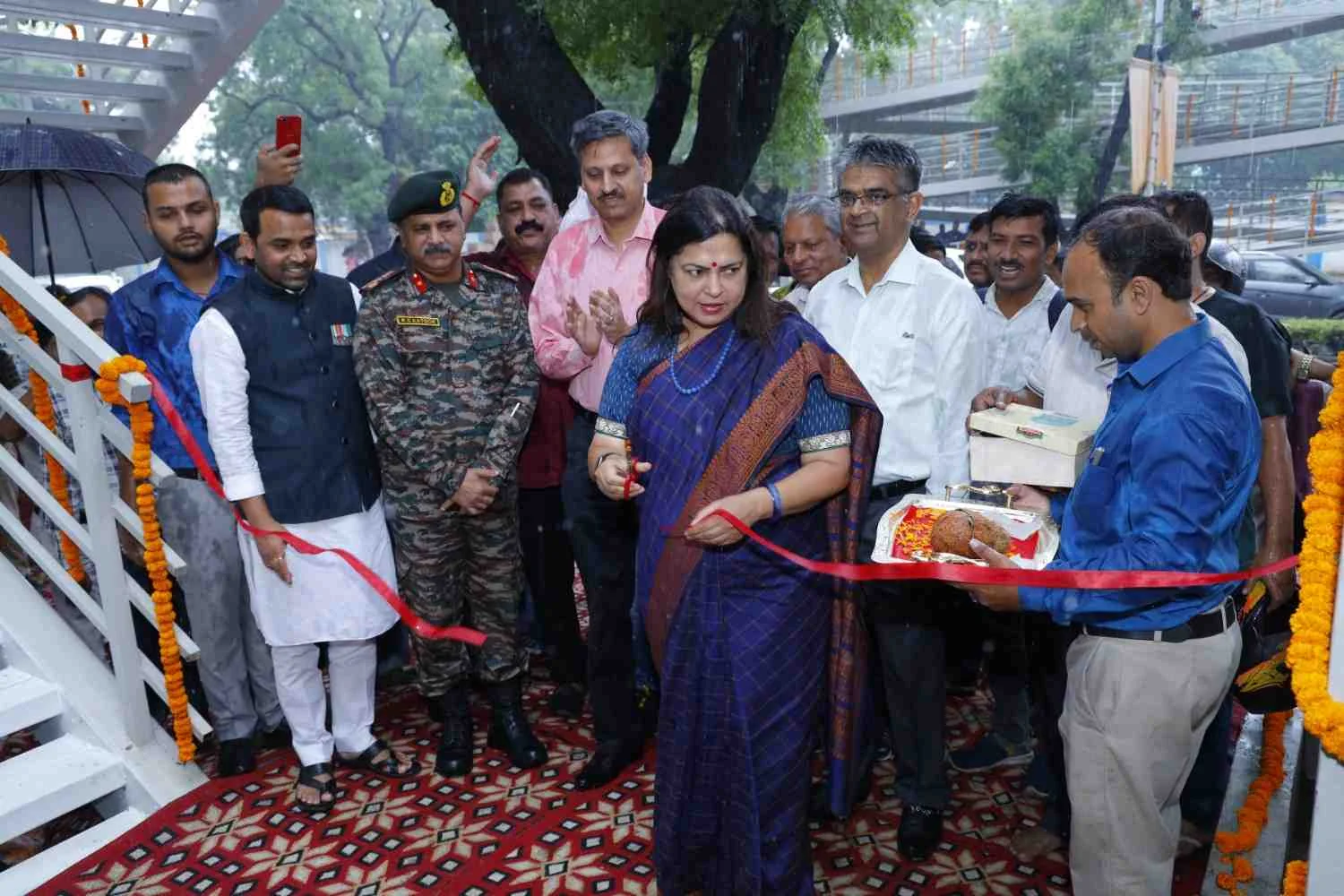 STEEL TRUSS BRIDGE AT DELHI